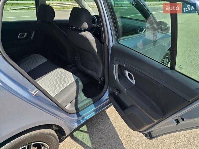 Серый Шкода Фабия, объемом двигателя 1.6 л и пробегом 215 тыс. км за 5599 $, фото 21 на Automoto.ua