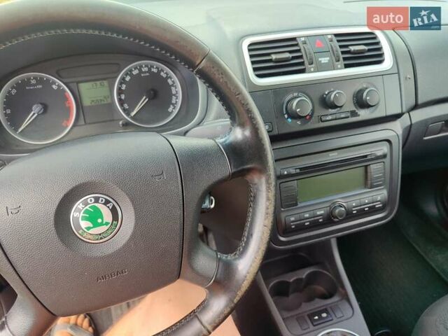 Сірий Шкода Фабія, об'ємом двигуна 1.42 л та пробігом 253 тис. км за 5100 $, фото 17 на Automoto.ua