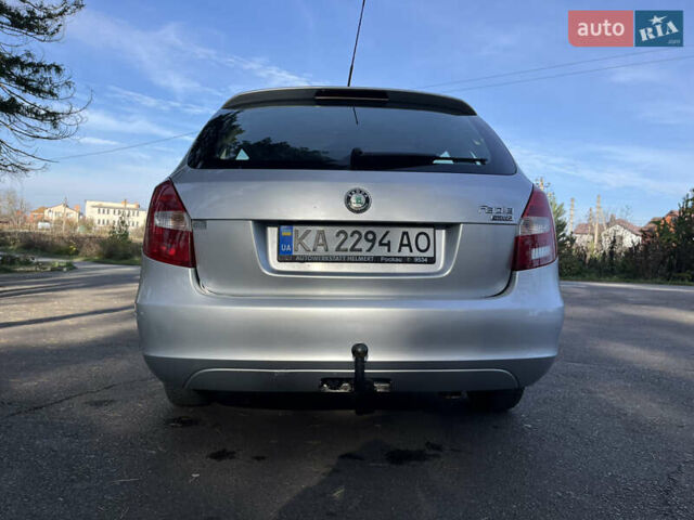 Сірий Шкода Фабія, об'ємом двигуна 1.6 л та пробігом 165 тис. км за 4600 $, фото 4 на Automoto.ua