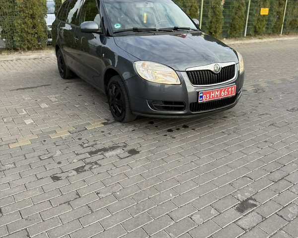 Сірий Шкода Фабія, об'ємом двигуна 1.6 л та пробігом 193 тис. км за 5900 $, фото 3 на Automoto.ua