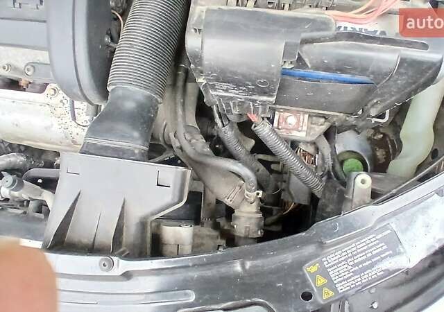 Серый Шкода Фабия, объемом двигателя 1.39 л и пробегом 232 тыс. км за 6500 $, фото 38 на Automoto.ua