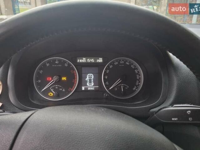 Сірий Шкода Фабія, об'ємом двигуна 1.6 л та пробігом 216 тис. км за 6700 $, фото 2 на Automoto.ua