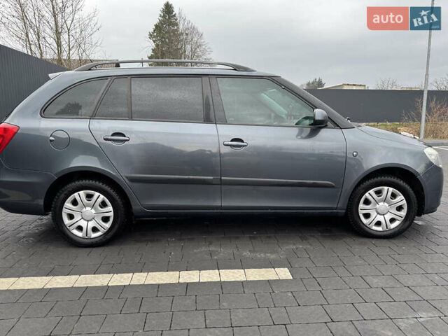 Сірий Шкода Фабія, об'ємом двигуна 1.2 л та пробігом 173 тис. км за 4500 $, фото 3 на Automoto.ua
