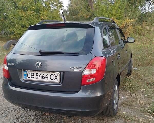Серый Шкода Фабия, объемом двигателя 1.2 л и пробегом 163 тыс. км за 5000 $, фото 4 на Automoto.ua