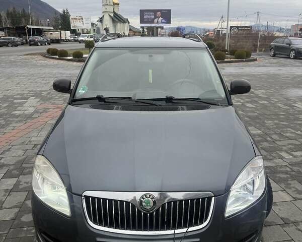 Серый Шкода Фабия, объемом двигателя 1.2 л и пробегом 205 тыс. км за 4200 $, фото 20 на Automoto.ua