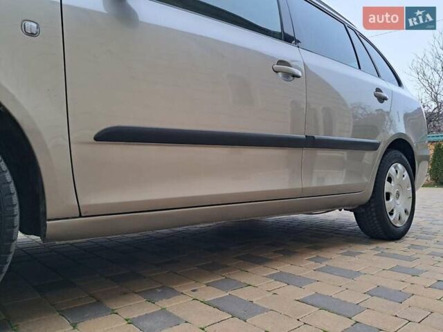 Серый Шкода Фабия, объемом двигателя 1.6 л и пробегом 188 тыс. км за 5450 $, фото 47 на Automoto.ua