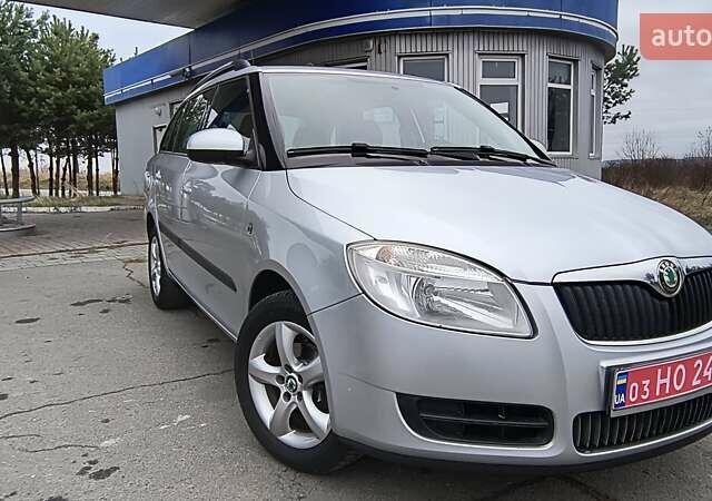 Серый Шкода Фабия, объемом двигателя 1.6 л и пробегом 189 тыс. км за 6100 $, фото 7 на Automoto.ua