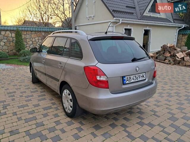 Серый Шкода Фабия, объемом двигателя 1.6 л и пробегом 188 тыс. км за 5450 $, фото 29 на Automoto.ua