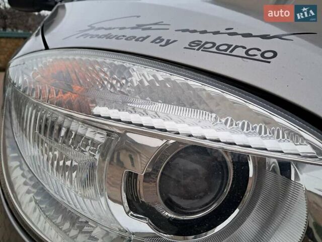 Серый Шкода Фабия, объемом двигателя 1.6 л и пробегом 188 тыс. км за 5450 $, фото 5 на Automoto.ua