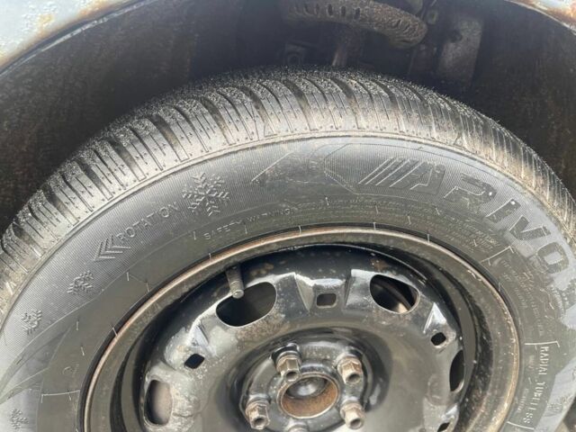 Сірий Шкода Фабія, об'ємом двигуна 1.2 л та пробігом 250 тис. км за 3500 $, фото 7 на Automoto.ua