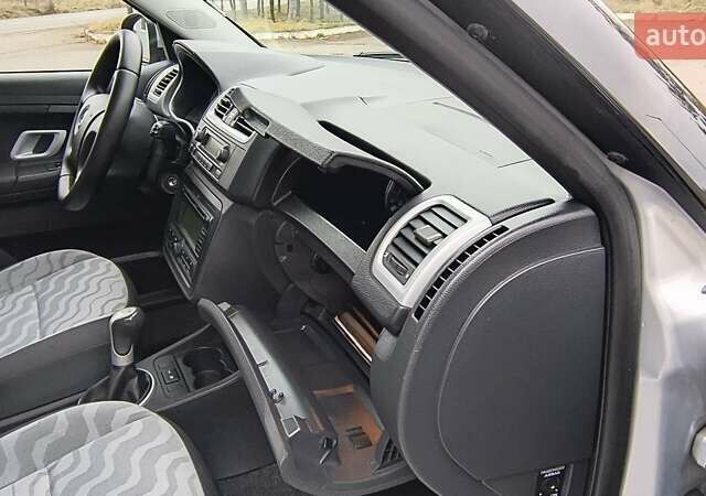 Серый Шкода Фабия, объемом двигателя 1.6 л и пробегом 189 тыс. км за 6100 $, фото 50 на Automoto.ua