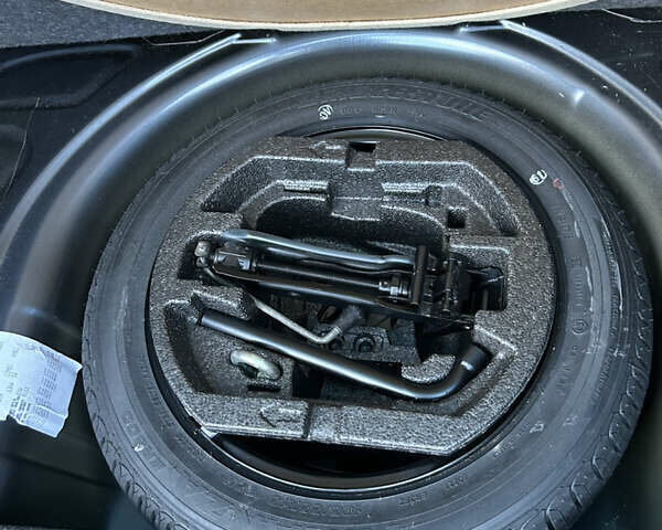 Шкода Фабия 2009 в Золотоноше на Automoto.ua Серый Шкода Фабия, объемом двигателя 1.39 л и пробегом 225 тыс. км за 6150 $, фото 49 на Automoto.ua