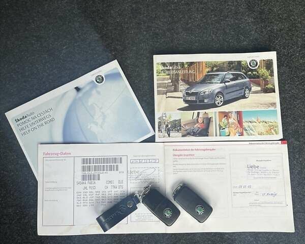 Серый Шкода Фабия, объемом двигателя 1.6 л и пробегом 187 тыс. км за 6570 $, фото 31 на Automoto.ua