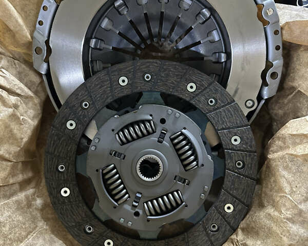 Сірий Шкода Фабія, об'ємом двигуна 1.6 л та пробігом 264 тис. км за 5350 $, фото 34 на Automoto.ua