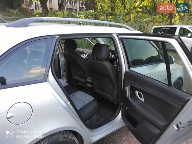 Сірий Шкода Фабія, об'ємом двигуна 1.42 л та пробігом 350 тис. км за 4500 $, фото 5 на Automoto.ua