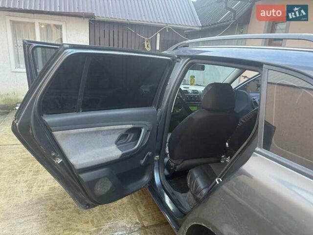 Серый Шкода Фабия, объемом двигателя 1.2 л и пробегом 205 тыс. км за 4200 $, фото 23 на Automoto.ua