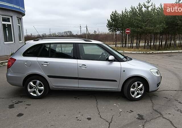 Серый Шкода Фабия, объемом двигателя 1.6 л и пробегом 189 тыс. км за 6100 $, фото 11 на Automoto.ua