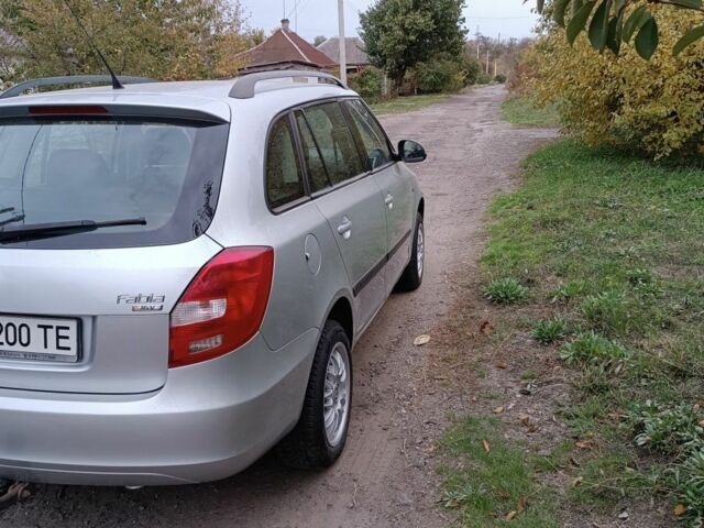 Сірий Шкода Фабія, об'ємом двигуна 1.4 л та пробігом 170 тис. км за 5432 $, фото 13 на Automoto.ua