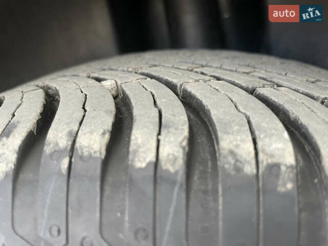 Сірий Шкода Фабія, об'ємом двигуна 1.6 л та пробігом 222 тис. км за 5888 $, фото 22 на Automoto.ua