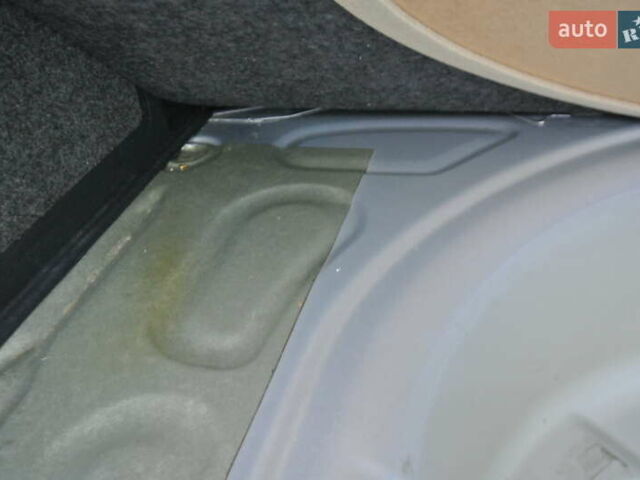 Сірий Шкода Фабія, об'ємом двигуна 1.4 л та пробігом 165 тис. км за 6650 $, фото 27 на Automoto.ua