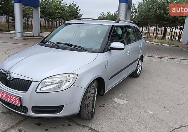 Серый Шкода Фабия, объемом двигателя 1.6 л и пробегом 189 тыс. км за 6100 $, фото 24 на Automoto.ua