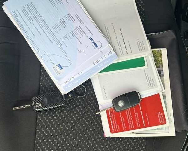 Сірий Шкода Фабія, об'ємом двигуна 1.2 л та пробігом 173 тис. км за 4450 $, фото 51 на Automoto.ua