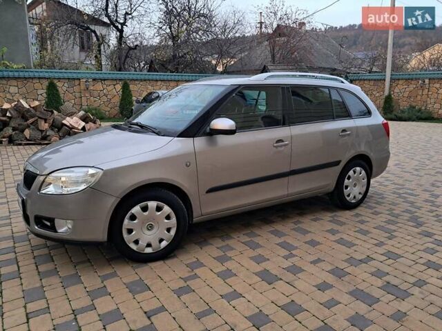 Серый Шкода Фабия, объемом двигателя 1.6 л и пробегом 188 тыс. км за 5450 $, фото 27 на Automoto.ua