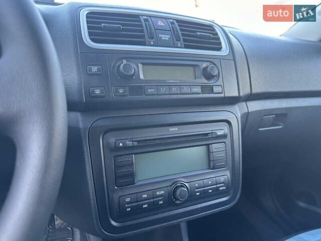 Сірий Шкода Фабія, об'ємом двигуна 1.6 л та пробігом 264 тис. км за 5350 $, фото 26 на Automoto.ua