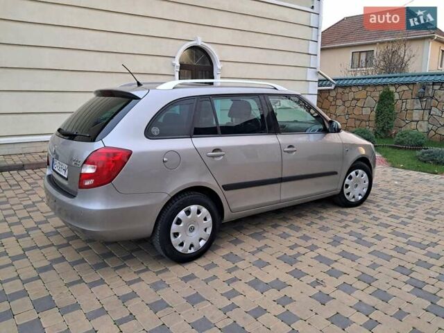 Серый Шкода Фабия, объемом двигателя 1.6 л и пробегом 188 тыс. км за 5450 $, фото 33 на Automoto.ua