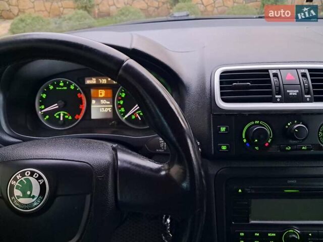 Серый Шкода Фабия, объемом двигателя 1.6 л и пробегом 188 тыс. км за 5450 $, фото 75 на Automoto.ua