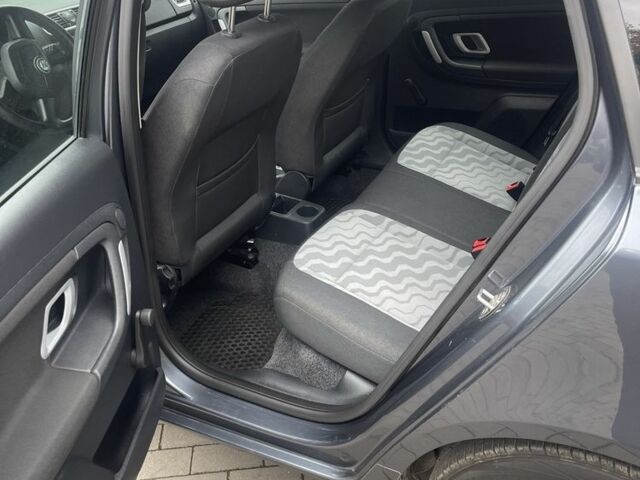 Серый Шкода Фабия, объемом двигателя 1.4 л и пробегом 219 тыс. км за 5550 $, фото 6 на Automoto.ua