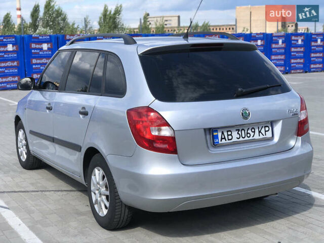 Сірий Шкода Фабія, об'ємом двигуна 1.4 л та пробігом 166 тис. км за 5650 $, фото 3 на Automoto.ua