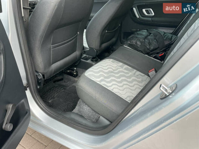 Серый Шкода Фабия, объемом двигателя 1.6 л и пробегом 223 тыс. км за 5339 $, фото 38 на Automoto.ua