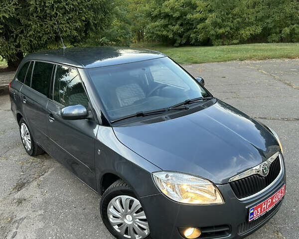 Шкода Фабия 2009 в Золотоноше на Automoto.ua Серый Шкода Фабия, объемом двигателя 1.39 л и пробегом 225 тыс. км за 6150 $, фото 9 на Automoto.ua