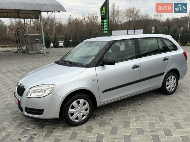 Сірий Шкода Фабія, об'ємом двигуна 1.2 л та пробігом 180 тис. км за 5300 $, фото 5 на Automoto.ua