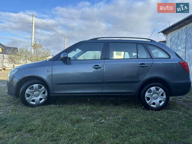 Сірий Шкода Фабія, об'ємом двигуна 1.6 л та пробігом 264 тис. км за 5350 $, фото 7 на Automoto.ua
