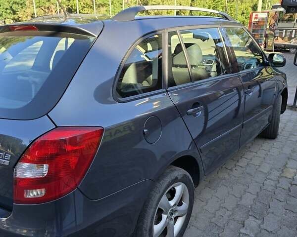Сірий Шкода Фабія, об'ємом двигуна 1.6 л та пробігом 219 тис. км за 7300 $, фото 34 на Automoto.ua
