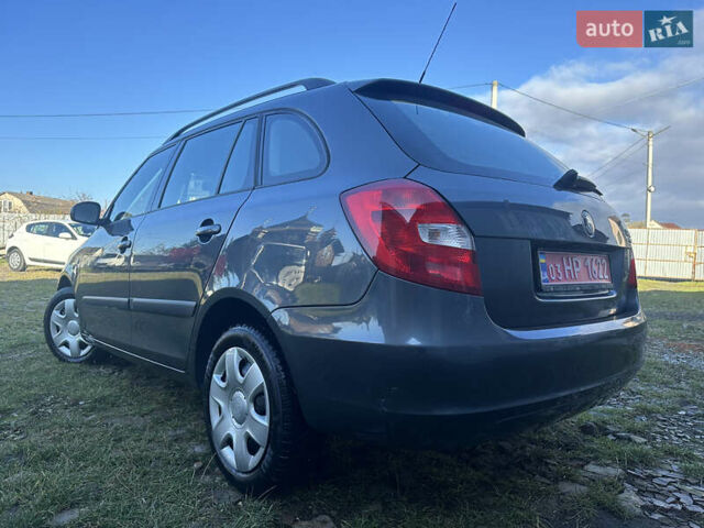 Сірий Шкода Фабія, об'ємом двигуна 1.6 л та пробігом 264 тис. км за 5350 $, фото 6 на Automoto.ua