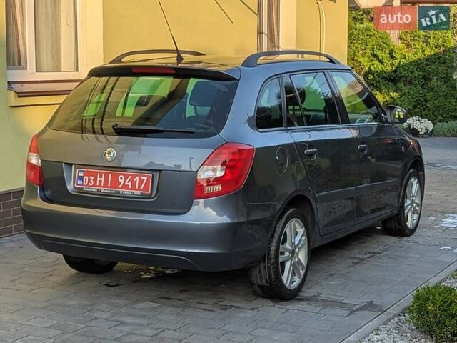 Серый Шкода Фабия, объемом двигателя 1.6 л и пробегом 211 тыс. км за 5999 $, фото 1 на Automoto.ua
