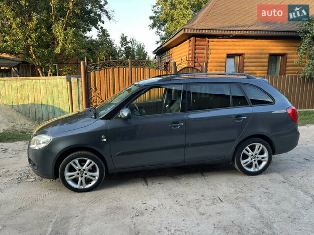 Сірий Шкода Фабія, об'ємом двигуна 1.6 л та пробігом 204 тис. км за 6450 $, фото 4 на Automoto.ua