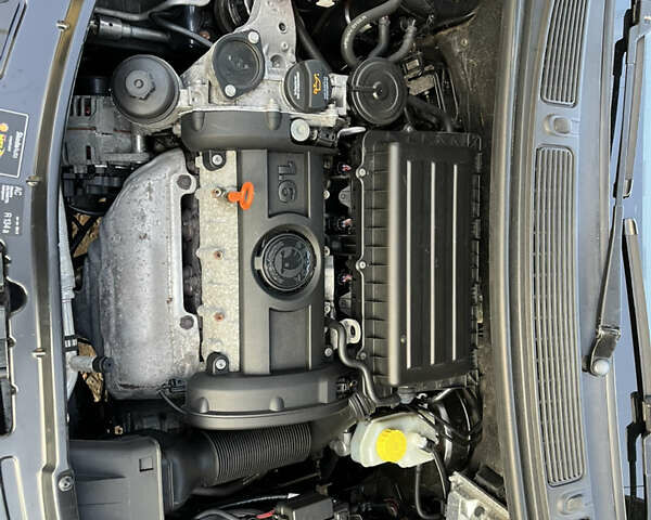 Сірий Шкода Фабія, об'ємом двигуна 1.6 л та пробігом 204 тис. км за 6450 $, фото 38 на Automoto.ua