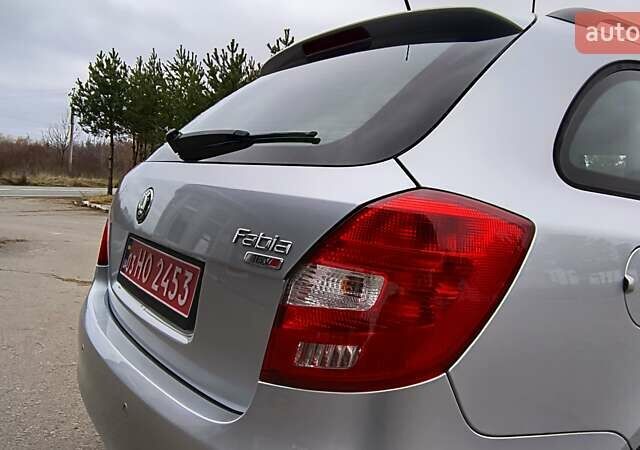 Серый Шкода Фабия, объемом двигателя 1.6 л и пробегом 189 тыс. км за 6100 $, фото 17 на Automoto.ua