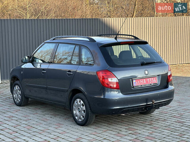 Серый Шкода Фабия, объемом двигателя 1.4 л и пробегом 206 тыс. км за 5400 $, фото 10 на Automoto.ua