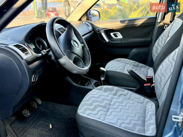 Сірий Шкода Фабія, об'ємом двигуна 1.4 л та пробігом 263 тис. км за 4750 $, фото 28 на Automoto.ua