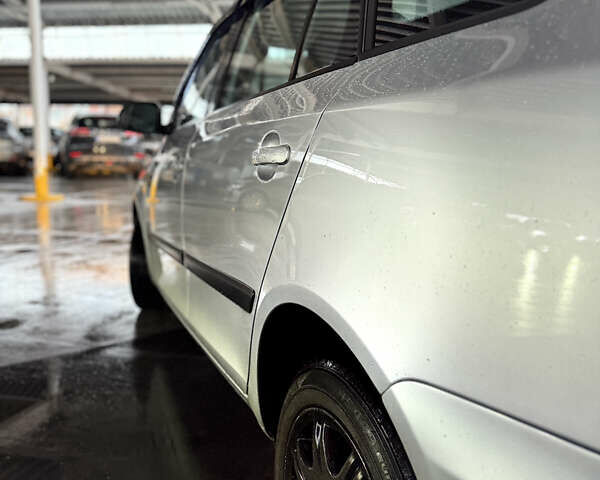 Серый Шкода Фабия, объемом двигателя 1.2 л и пробегом 115 тыс. км за 5300 $, фото 16 на Automoto.ua