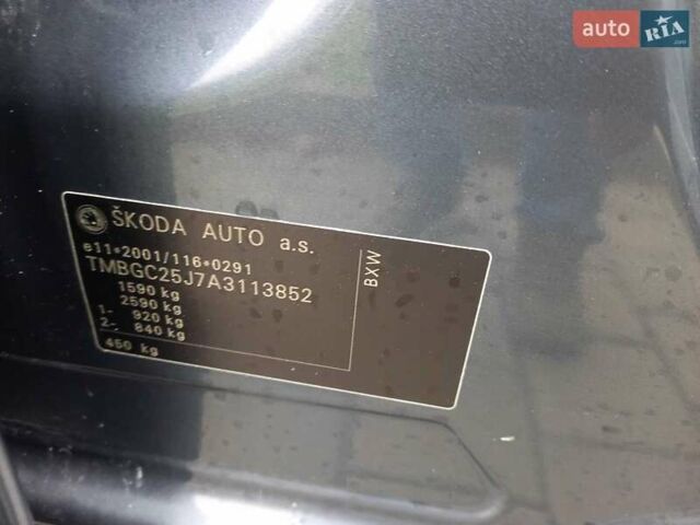 Серый Шкода Фабия, объемом двигателя 1.4 л и пробегом 239 тыс. км за 4950 $, фото 31 на Automoto.ua