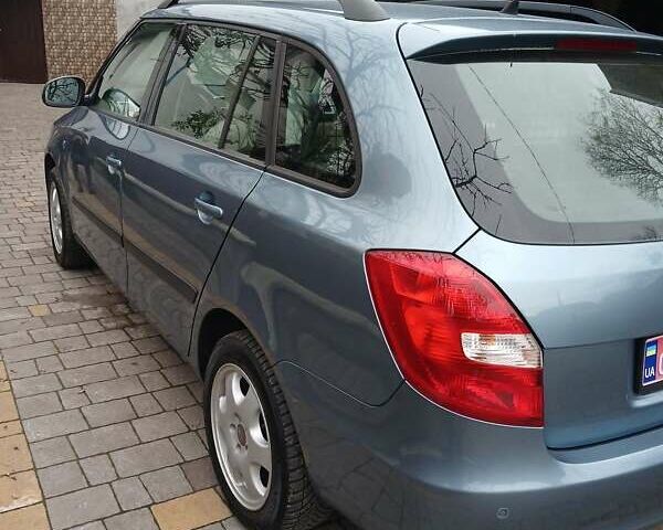 Сірий Шкода Фабія, об'ємом двигуна 1.6 л та пробігом 192 тис. км за 5900 $, фото 3 на Automoto.ua