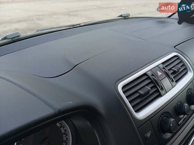 Сірий Шкода Фабія, об'ємом двигуна 1.4 л та пробігом 173 тис. км за 5850 $, фото 31 на Automoto.ua