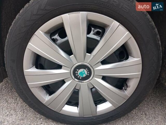 Серый Шкода Фабия, объемом двигателя 1.4 л и пробегом 174 тыс. км за 5500 $, фото 12 на Automoto.ua