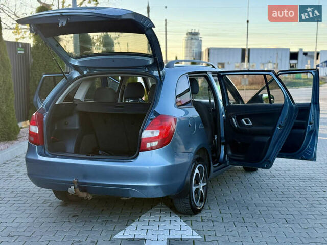 Сірий Шкода Фабія, об'ємом двигуна 1.4 л та пробігом 263 тис. км за 4750 $, фото 19 на Automoto.ua